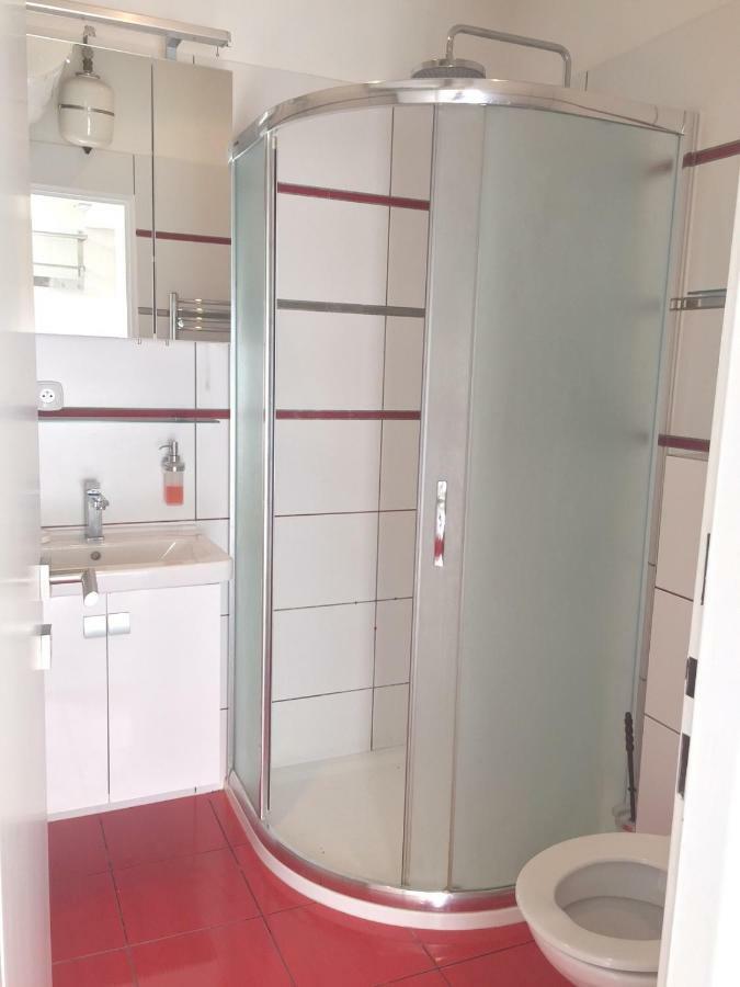 Krasny Apartman U Lesa, Trolejbus Do Centra A Bvv, Parkovani Zdarma Brünn Exterior foto